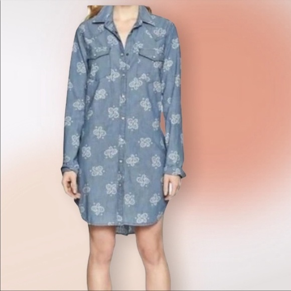 GAP Denim Pearl Button Up Dress w/Paisley Design & Pockets - Picture 5 of 7